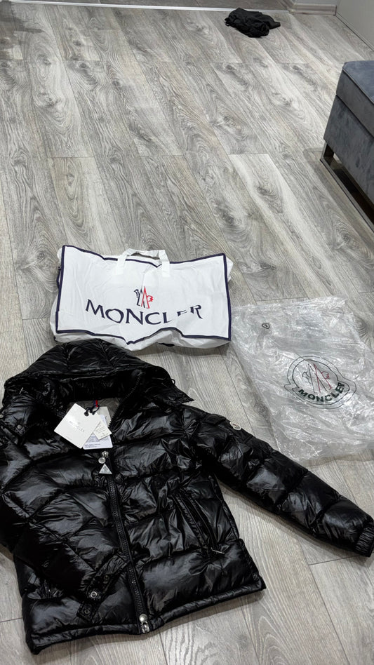 Moncler maya